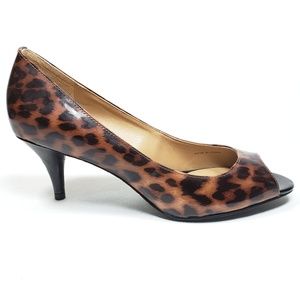 NWOT Tahari Leopard Print Heels